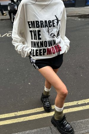 WARDEN EDGE Graphic Print Oversized T-Shirt