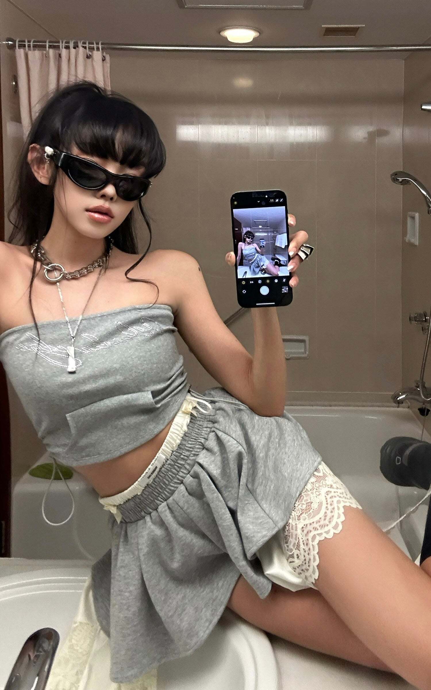 WARDEN EDGE Grey Contrast-Layered Lounge Set WARDEN EDGE Grey Contrast-Layered Lounge Set