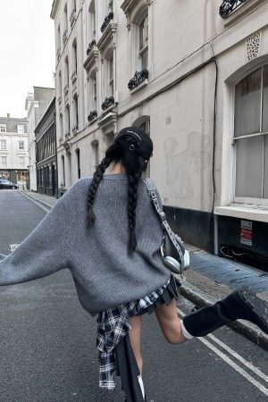 WARDEN EDGE Grey Knit Pullover & Asymmetrical Plaid Skirt Set