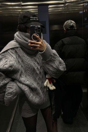 WARDEN EDGE Grey Lazy Chic Sweater Set