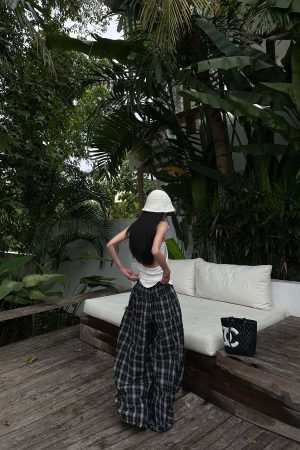 WARDEN EDGE Halter Neck Layered Crop Top Set