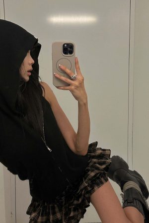 WARDEN EDGE Knit Zip Hooded Vest