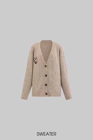 WARDEN EDGE Knitted Cardigan & Scarf Set