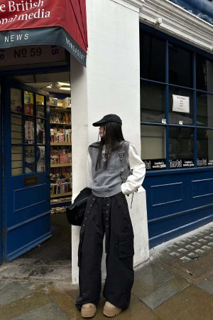 WARDEN EDGE Layered V-Neck Knit Vest