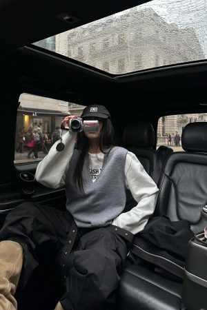 WARDEN EDGE Layered V-Neck Knit Vest