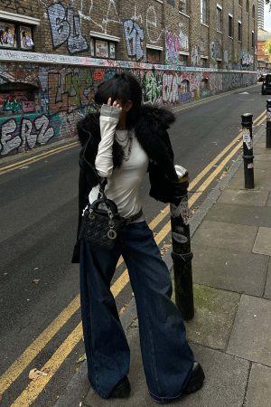 WARDEN EDGE Loose-Fit Jeans