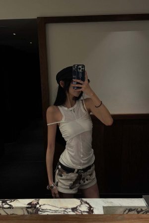 WARDEN EDGE Low-Rise Denim Shorts with Rolled Hem