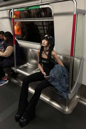 WARDEN EDGE Low-Waist Flared Pants & Cropped Camisole Set