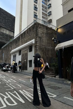 WARDEN EDGE Low-Waist Flared Trousers