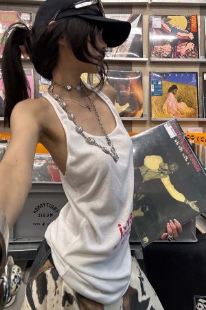 WARDEN EDGE Meraki Racerback Tank Top with Minimalist Letter Print