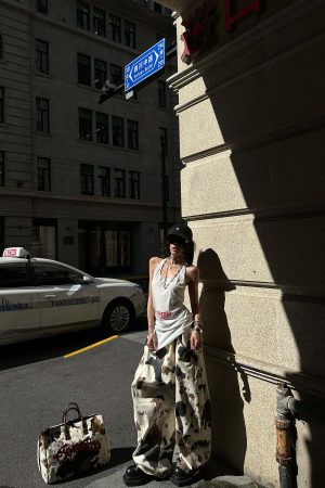 WARDEN EDGE Meraki Racerback Tank Top with Minimalist Letter Print