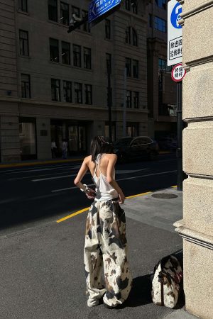 WARDEN EDGE Meraki Racerback Tank Top with Minimalist Letter Print