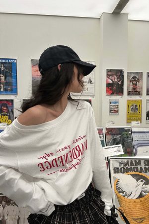 WARDEN EDGE Off-Shoulder Cropped Long Sleeve Tee with Asymmetric Hem