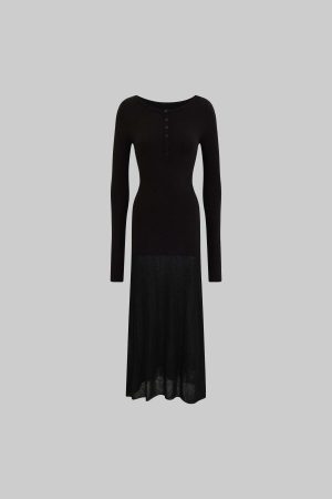 WARDEN EDGE Off-Shoulder Knitted Midi Dress