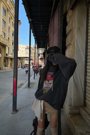 WARDEN EDGE Oversized Graphic Sweatshirt with Vintage Campbell Print and Strap Hem Detail