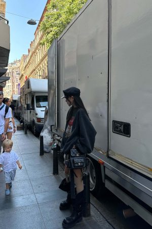 WARDEN EDGE Oversized Graphic Sweatshirt with Vintage Campbell Print and Strap Hem Detail