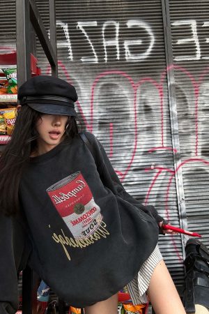 WARDEN EDGE Oversized Graphic Sweatshirt with Vintage Campbell Print and Strap Hem Detail