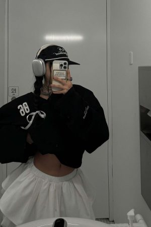 WARDEN EDGE Oversized Hoodie with Ribbon Details