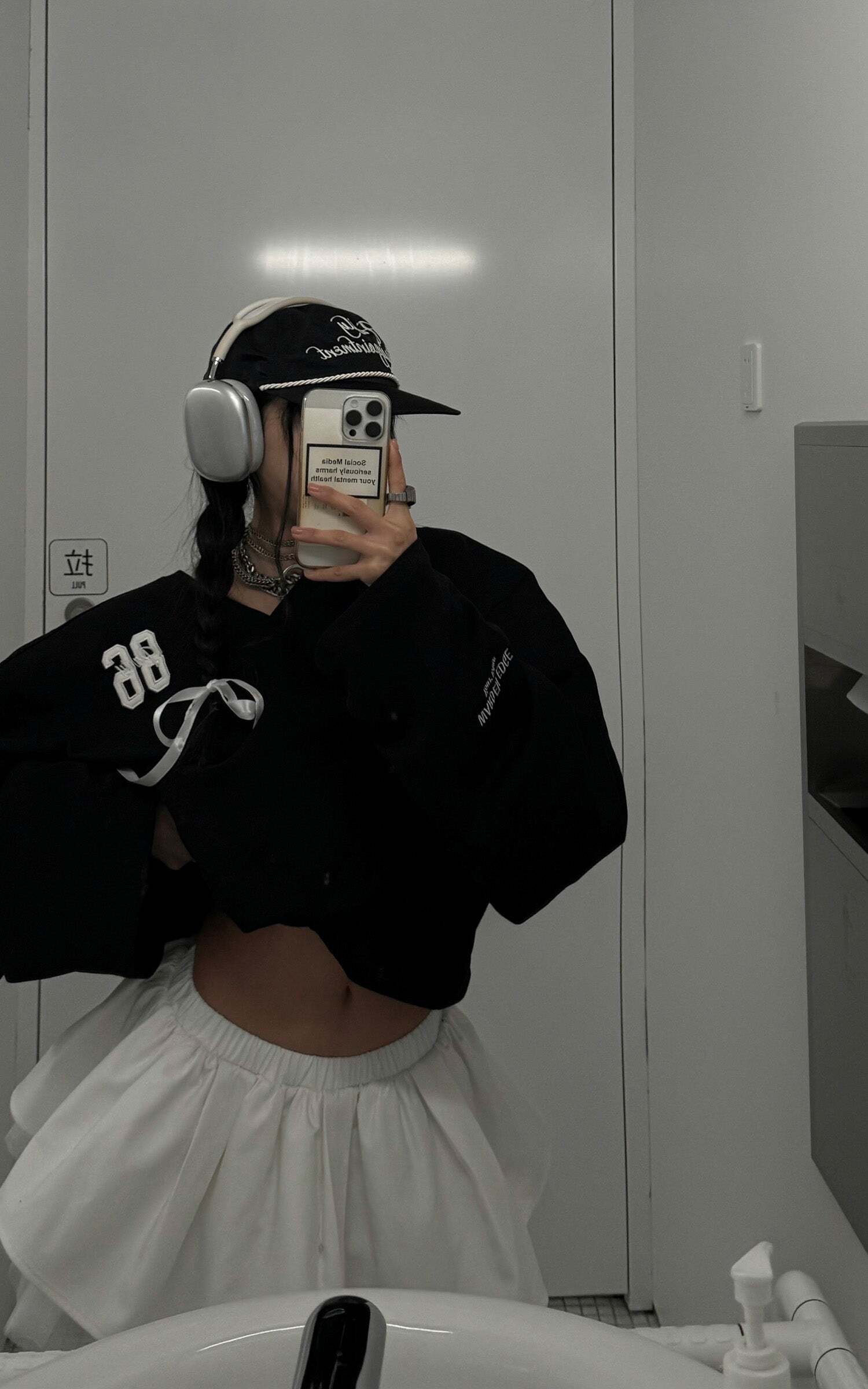 WARDEN EDGE Oversized Hoodie with Ribbon Details WARDEN EDGE Oversized Hoodie with Ribbon Details