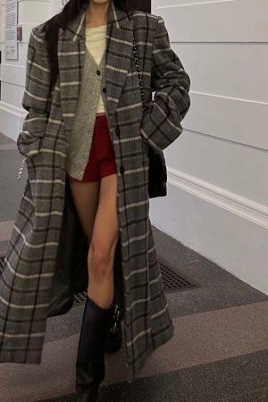 WARDEN EDGE Oversized Knit Cardigan