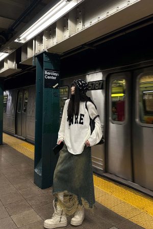 WARDEN EDGE Oversized Knit Sweater with Distressed Bold WRE Logo