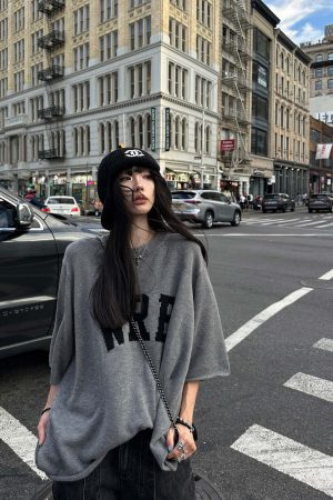 WARDEN EDGE Oversized Knit Sweater with Drop Shoulders