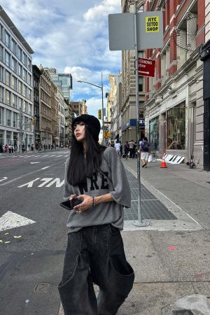 WARDEN EDGE Oversized Knit Sweater with Drop Shoulders