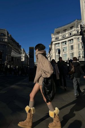 WARDEN EDGE Oversized Knitwear Set with Scar