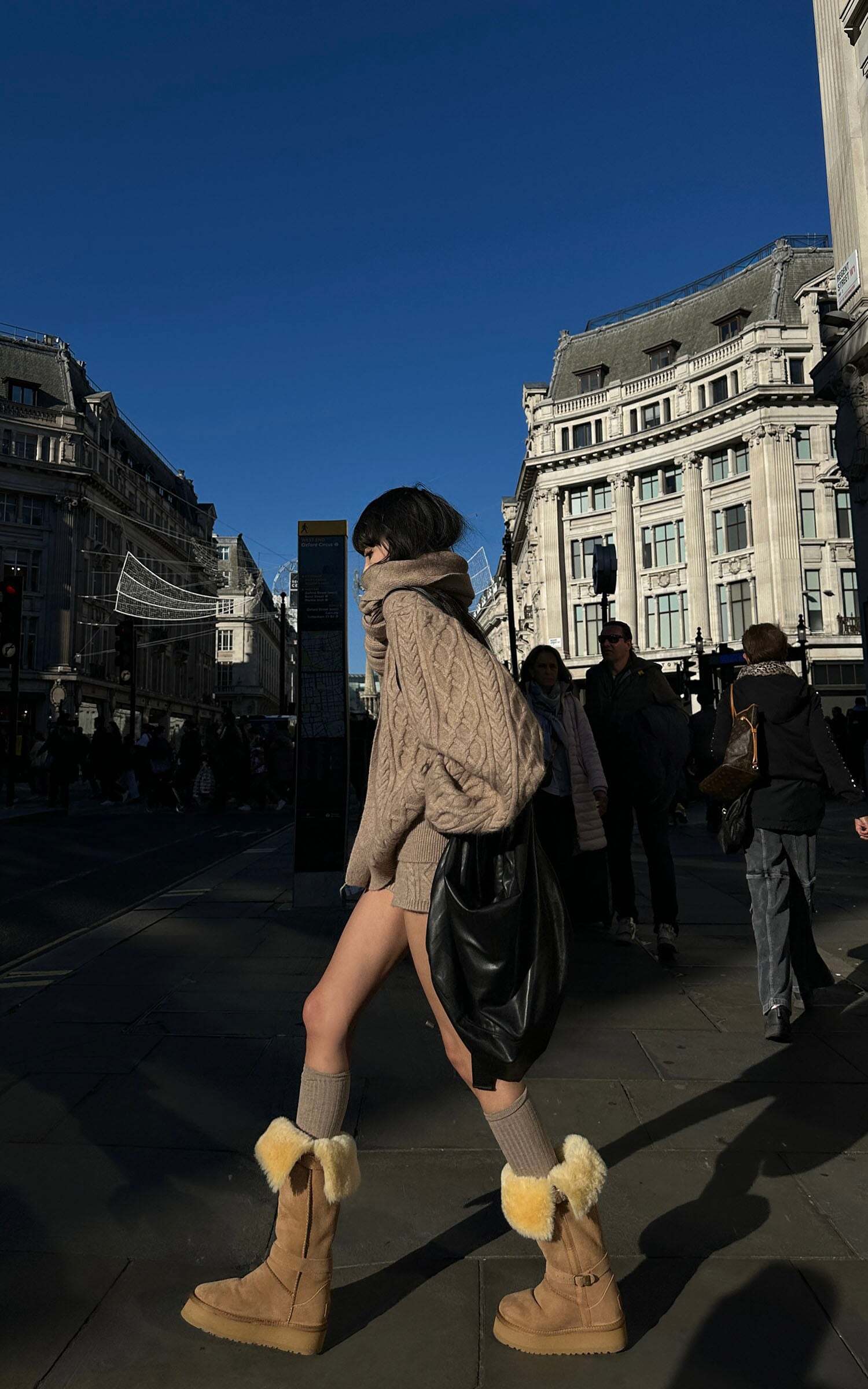 WARDEN EDGE Oversized Knitwear Set with Scar WARDEN EDGE Oversized Knitwear Set with Scar