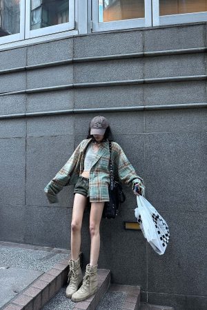 WARDEN EDGE Oversized Plaid Shirt