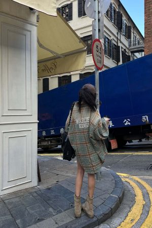 WARDEN EDGE Oversized Plaid Shirt
