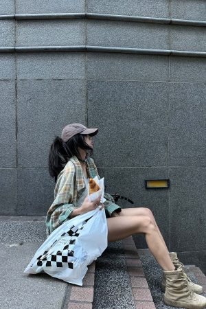 WARDEN EDGE Oversized Plaid Shirt