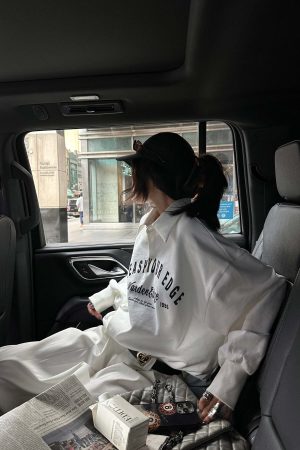 WARDEN EDGE Oversized Polo Sweatshirt with Bold Graphic Print and Streetwear Edge