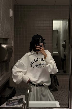 WARDEN EDGE Oversized Polo Sweatshirt with Bold Graphic Print and Streetwear Edge