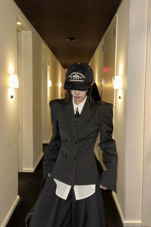 WARDEN EDGE Pinstripe Suit Set with Blazer Shirt and Wide Trousers