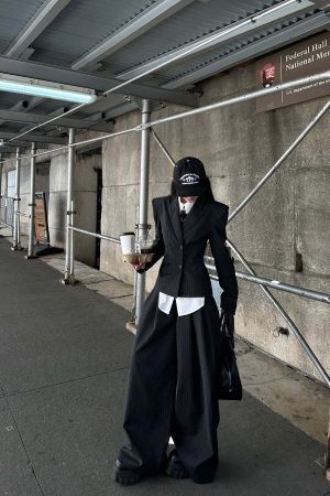 WARDEN EDGE Pinstripe Wide-Leg Trousers