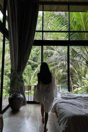 WARDEN EDGE Relaxed-Fit Sheer White Shirt with Patch Pocket