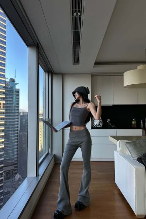 WARDEN EDGE Ribbed Knit Flared Pants & Cropped Camisole Set