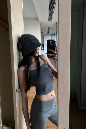 WARDEN EDGE Ribbed Knit Flared Pants & Cropped Camisole Set