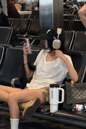 WARDEN EDGE Scoop Neck Graphic Tee Slim Fit