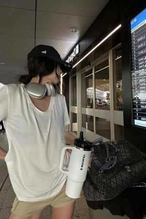 WARDEN EDGE Scoop Neck Graphic Tee Slim Fit