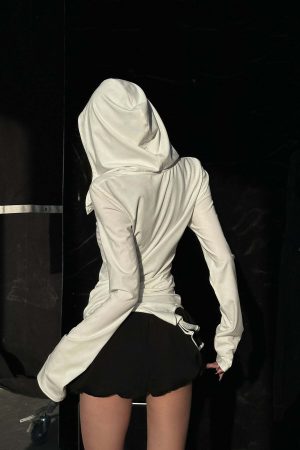 WARDEN EDGE Sculpted Hooded Top