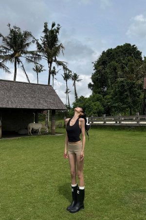 WARDEN EDGE Sculpted Rib Tank Top with Harness Back Detail