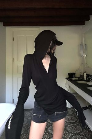 WARDEN EDGE Slim Fit Hooded Long Sleeve Tee