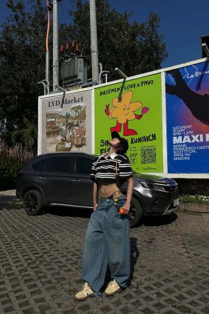 WARDEN EDGE Striped Cropped Polo Shirt with Contrast Collar