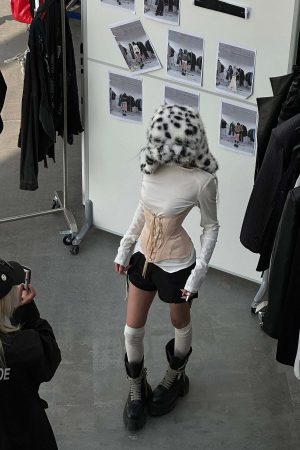 WARDEN EDGE Utility Pocket Cargo Shorts