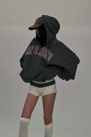 WARDEN EDGE Vintage Striped Knit Shorts