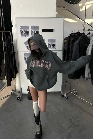 WARDEN EDGE Vintage Striped Knit Shorts