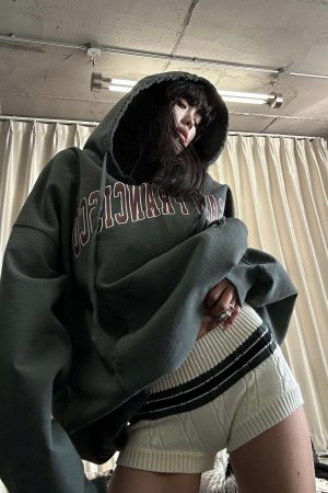 WARDEN EDGE Vintage Striped Knit Shorts