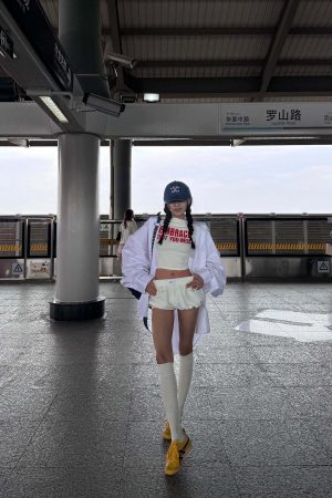 WARDEN EDGE White Bloom Shorts